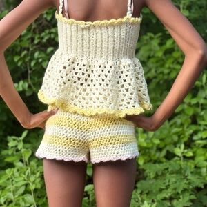 Chic Crochet High Waist Shorts - Yellow & Cream